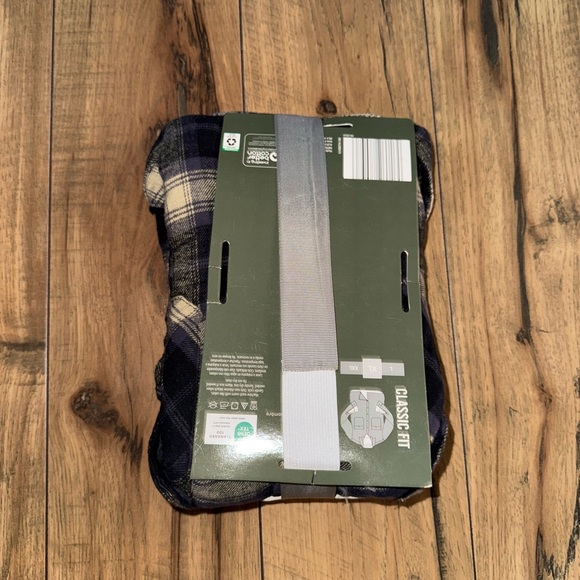 Men’s flannel - Picture 3 of 4